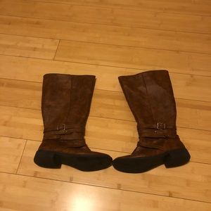 Brash tall brown boots size 7.5wide